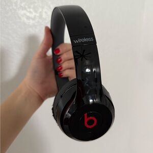 Beats wireless headphones